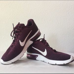 Nike womens’ Air Max Sequent 2